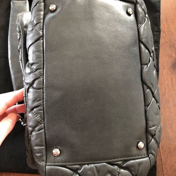 AUTH Chanel Grey Black Silver Bubble Quilted Shoulder Handbag purse Leather Bag - Picture 4 of 13